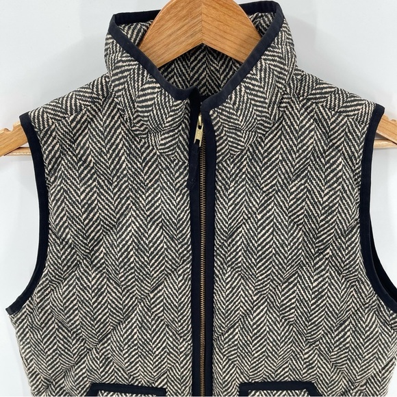 J. Crew Excursion Herringbone Puffer Vest Size XS - Picture 4 of 12